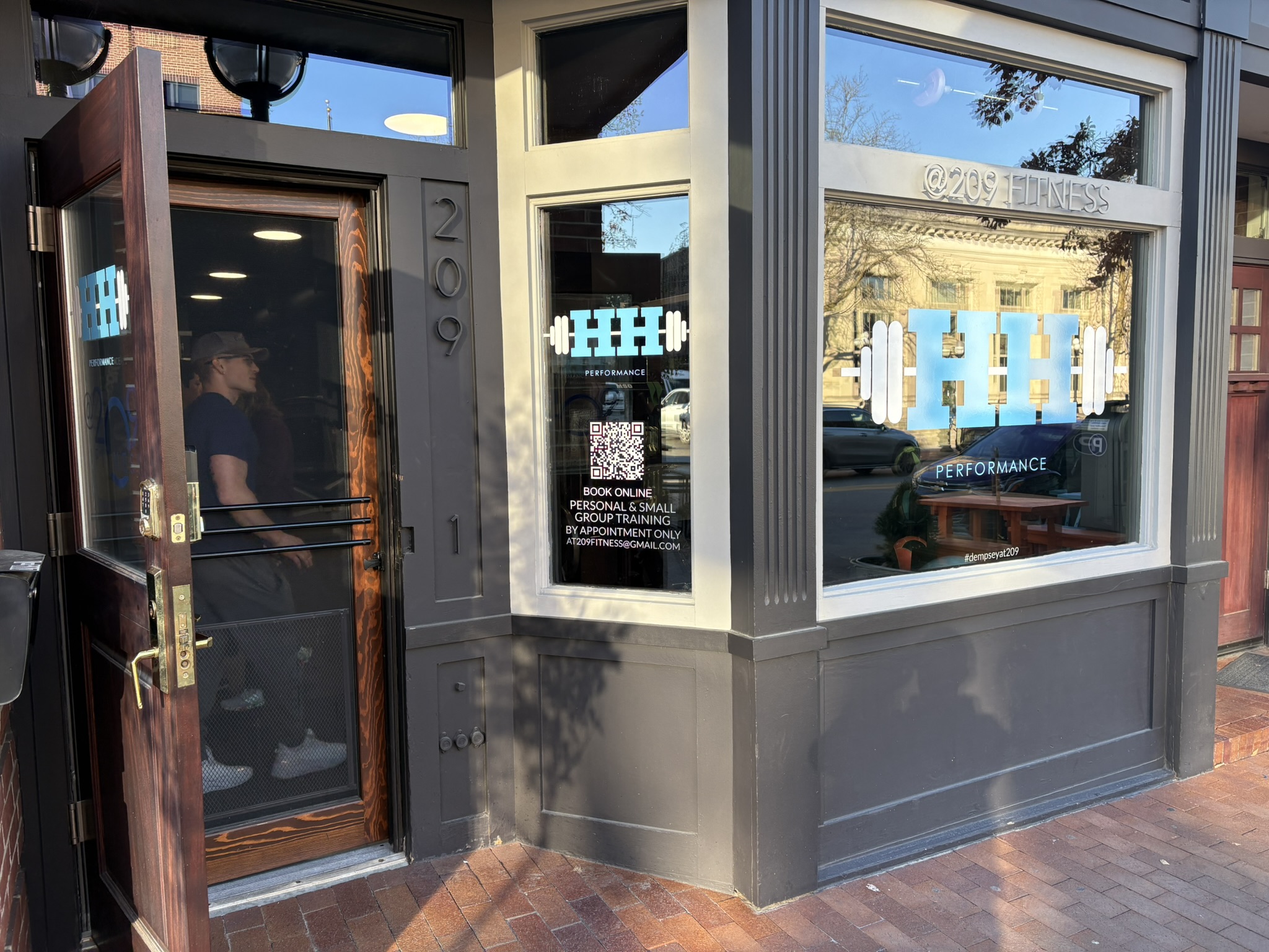 Storefront Graphics Project 24